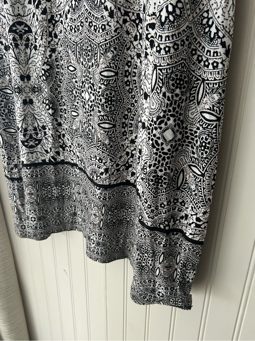 Cynthia Rowley Black & White Boho Foldover Stretchy Maxi Skirt Size Large - Picture 4 of 8